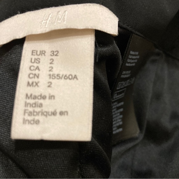 H&M Black & White Embroidered Swirl Pattern Midi Skirt With Back Split - Size 2 - Picture 7 of 8